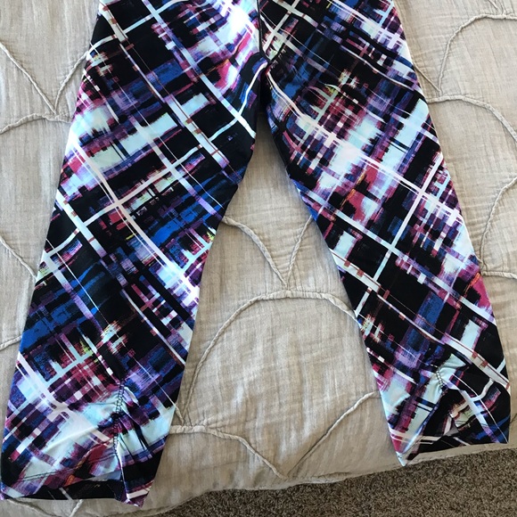 Calvin Klein Performance Ruched Leggings - Picture 4 of 5